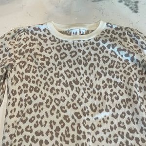 Girl’s Gap Kids sweater size XL (12)
